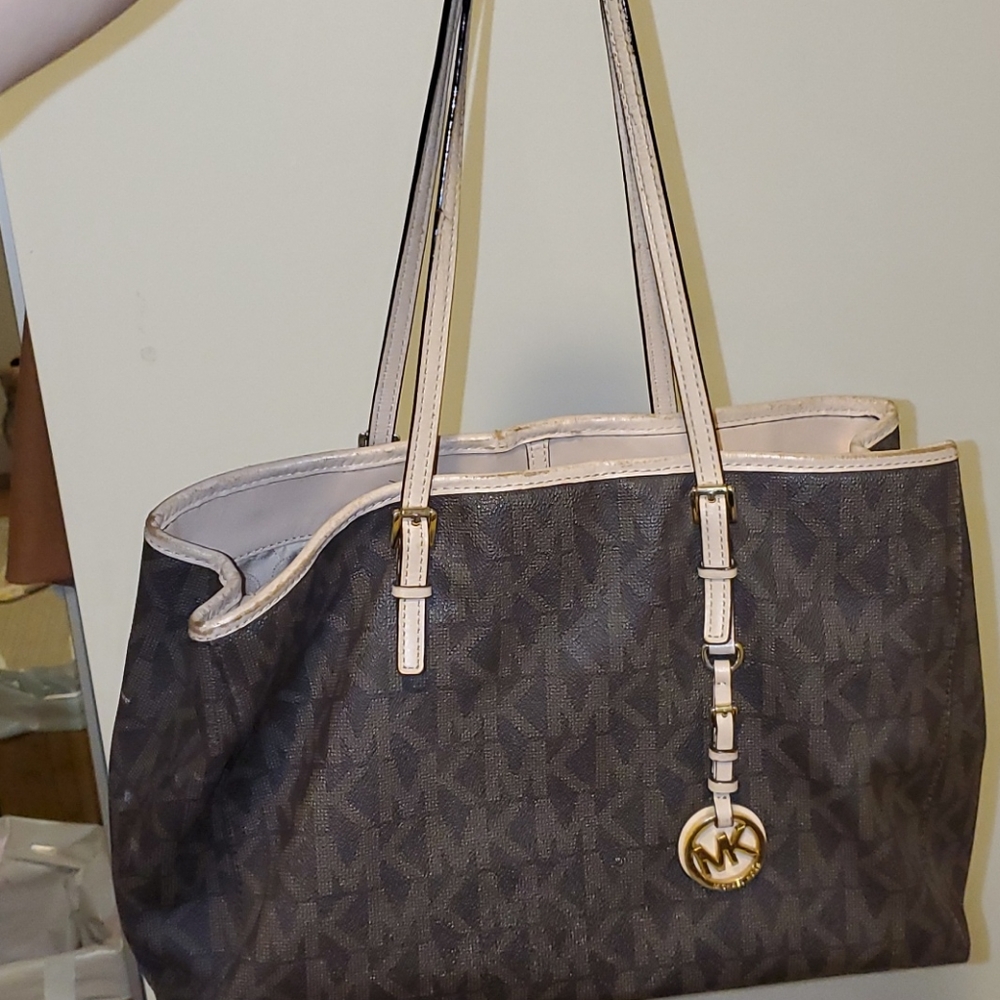 Michael Kors tote